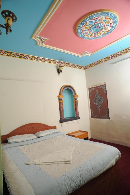 Hotel Himalaya Yoga Katmandú Habitación foto