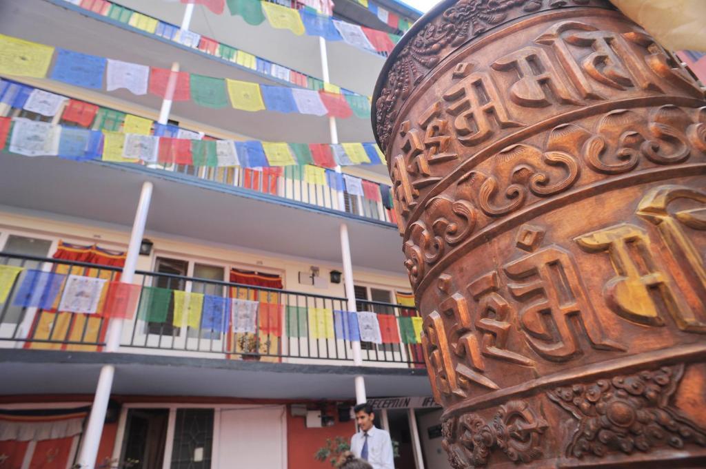 Hotel Himalaya Yoga Katmandú Exterior foto