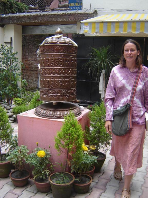 Hotel Himalaya Yoga Katmandú Exterior foto