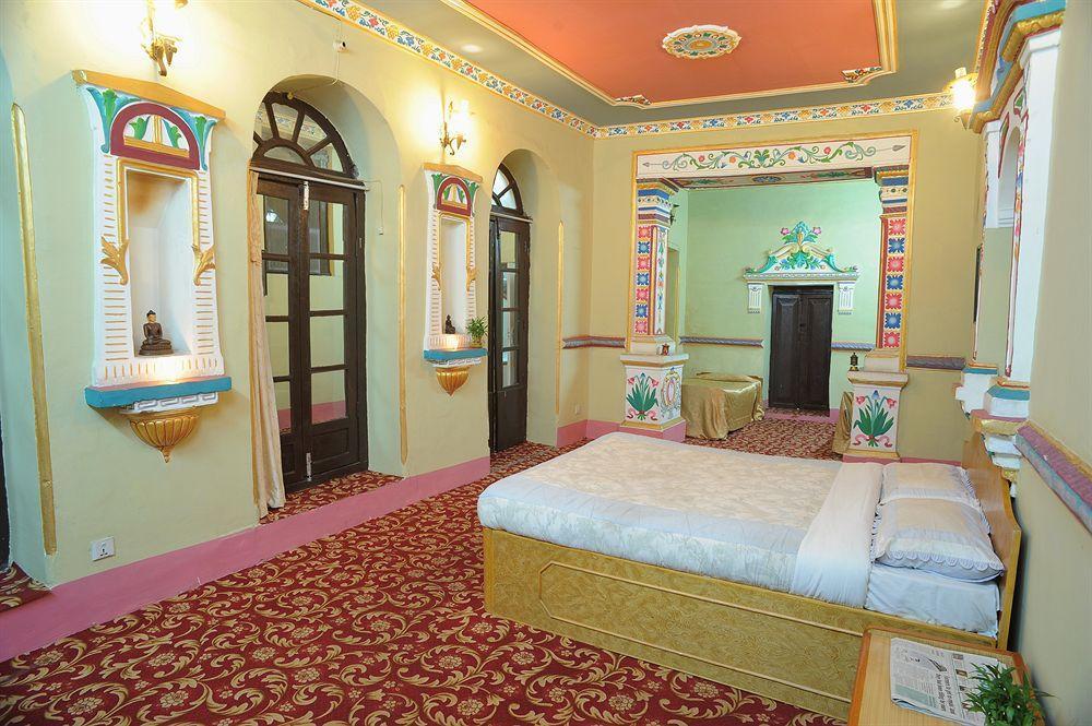 Hotel Himalaya Yoga Katmandú Exterior foto